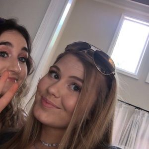 Meet your Posher, Riley